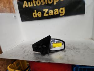 Gebruikte Buitenspiegel rechts Renault Megane III Grandtour (KZ) 1.4 16V TCe 130 Prijs € 50,00 Margeregeling aangeboden door Autodemontage de Zaag