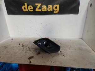 Gebruikte Mistlamp rechts-voor Opel Corsa E 1.4 16V Prijs € 25,00 Margeregeling aangeboden door Autodemontage de Zaag