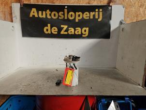Gebruikte Benzinepomp Fiat Punto III (199) 0.9 TwinAir Prijs € 50,00 Margeregeling aangeboden door Autodemontage de Zaag