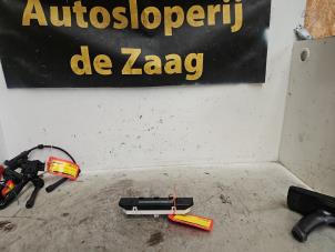 Gebruikte Display Interieur Suzuki SX4 (EY/GY) 1.6 16V VVT Comfort,Exclusive Autom. Prijs € 25,00 Margeregeling aangeboden door Autodemontage de Zaag