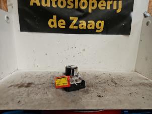 Gebruikte ABS Pomp Renault Megane III Grandtour (KZ) 1.4 16V TCe 130 Prijs € 275,00 Margeregeling aangeboden door Autodemontage de Zaag