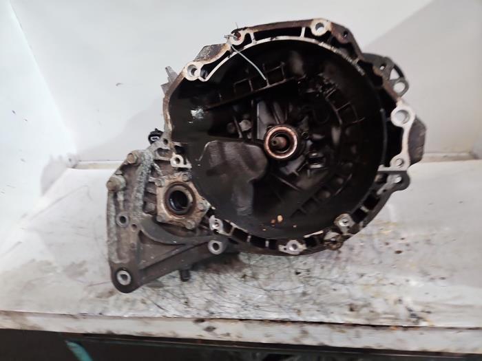 Gebruikte Versnellingsbak Opel Mokka/Mokka X 1.6 16V EcoFlex 4x2 Prijs € 500,00 Margeregeling aangeboden door Autodemontage de Zaag