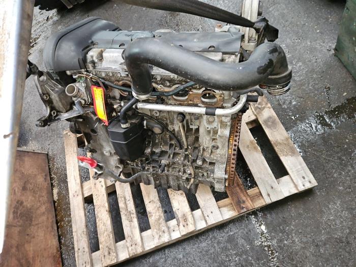 Motor van een Ford Focus 2 ST 2.5 20V ST 2007