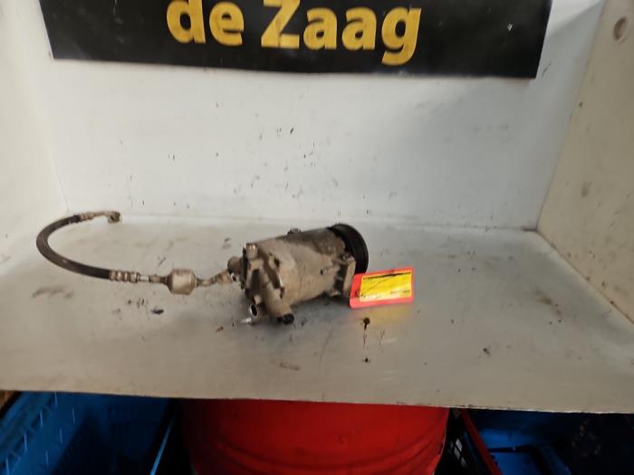 Gebruikte Pomp Airco Ford EcoSport (JK8) 1.0 EcoBoost 12V 125 Prijs € 100,00 Margeregeling aangeboden door Autodemontage de Zaag