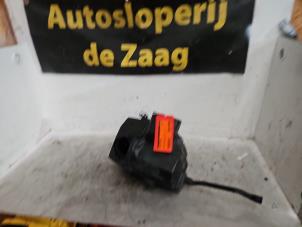 Gebruikte Luchtfilterhuis Volkswagen Polo V (6R) 1.6 TDI 16V 90 Prijs € 20,00 Margeregeling aangeboden door Autodemontage de Zaag