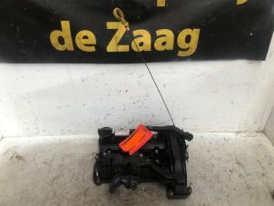 Gebruikte Kleppendeksel Ford Focus 3 1.0 Ti-VCT EcoBoost 12V 100 Prijs € 50,00 Margeregeling aangeboden door Autodemontage de Zaag