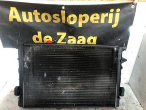 Gebruikte Radiateur Skoda Octavia Combi (1Z5) 1.2 TSI Prijs € 50,00 Margeregeling aangeboden door Autodemontage de Zaag