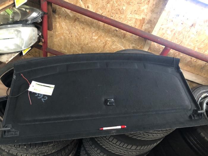 Hoedenplank van een Volkswagen Golf V (1K1) 1.4 16V 2006