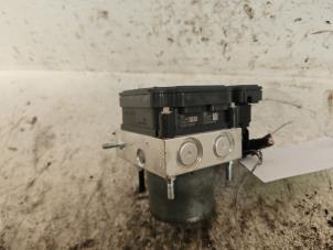 Gebruikte ABS Pomp Citroen C3 (SX/SW) 1.2 12V e-THP PureTech 110 Prijs € 175,00 Margeregeling aangeboden door Autodemontage de Zaag