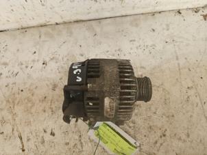 Gebruikte Alternator Peugeot 208 I (CA/CC/CK/CL) 1.2 Vti 12V PureTech 82 Prijs € 40,00 Margeregeling aangeboden door Autodemontage de Zaag