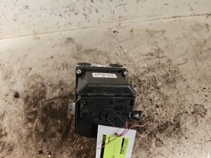 Gebruikte ABS Pomp Audi A4 (B6) 2.0 20V Prijs € 100,00 Margeregeling aangeboden door Autodemontage de Zaag