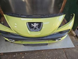 Gebruikte Voorbumper Peugeot 207/207+ (WA/WC/WM) 1.4 16V VTi Prijs € 150,00 Margeregeling aangeboden door Autodemontage de Zaag