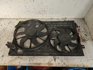 Gebruikte Fan Radiateur Volkswagen Golf V (1K1) 1.6 FSI 16V Prijs € 40,00 Margeregeling aangeboden door Autodemontage de Zaag