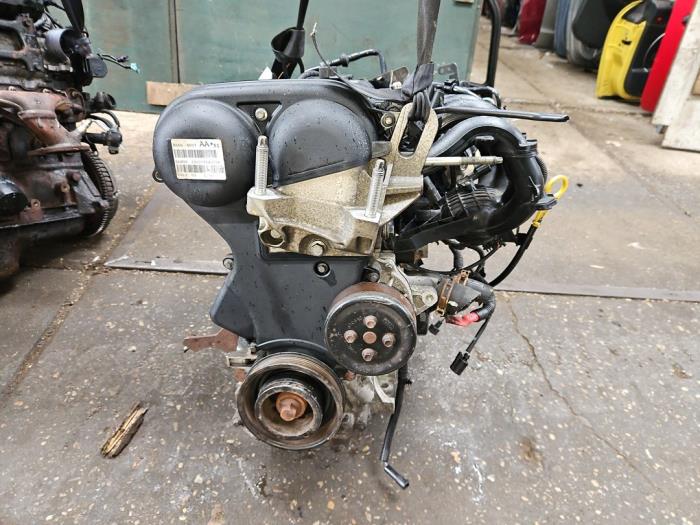 Motor van een Ford Fiesta 6 (JA8) 1.25 16V 2009