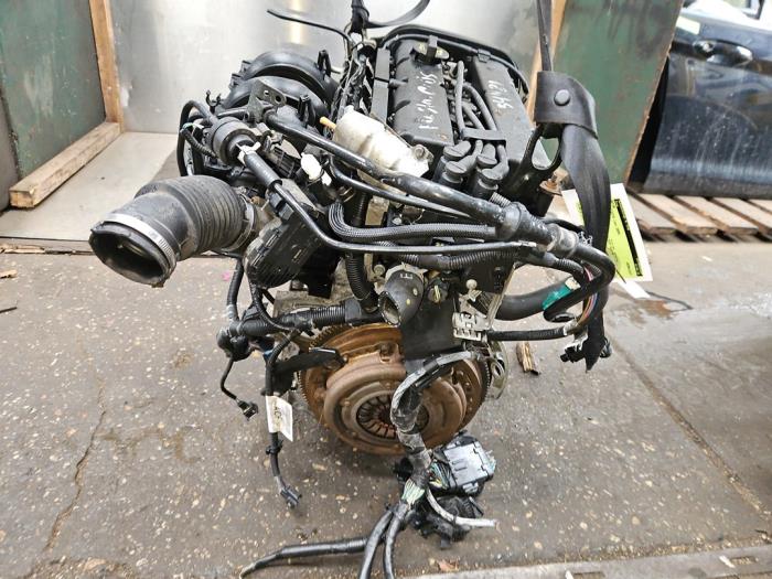 Motor van een Ford Fiesta 6 (JA8) 1.25 16V 2009