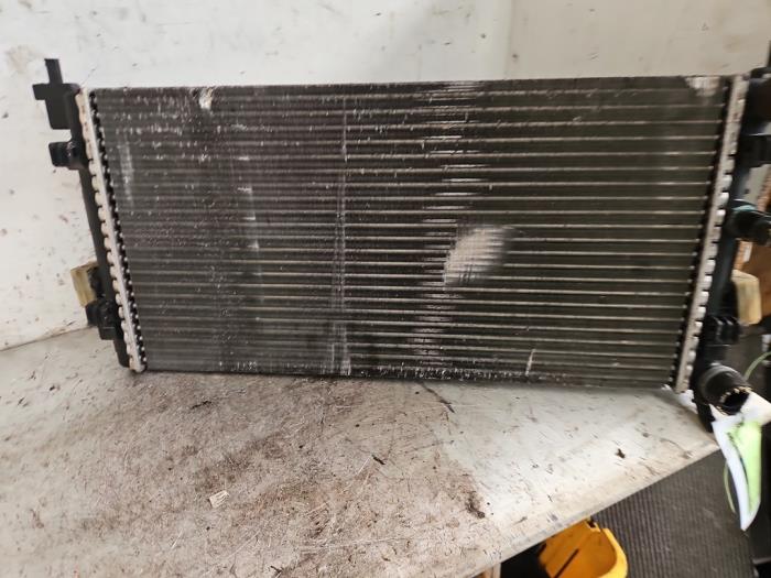 Gebruikte Radiateur Seat Ibiza IV (6J5) 1.6 16V Prijs € 40,00 Margeregeling aangeboden door Autodemontage de Zaag