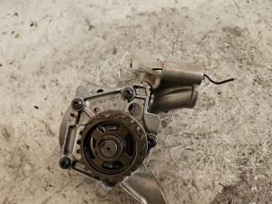 Gebruikte Oliepomp Ford Fiesta 6 (JA8) 1.0 EcoBoost 12V 100 Prijs € 70,00 Margeregeling aangeboden door Autodemontage de Zaag