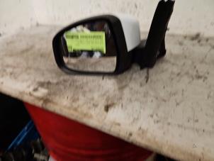 Gebruikte Buitenspiegel links Ford Focus 3 Wagon 1.0 Ti-VCT EcoBoost 12V 100 Prijs € 75,00 Margeregeling aangeboden door Autodemontage de Zaag