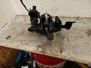 Gebruikte Gaspedaal Opel Corsa E 1.0 SIDI Turbo 12V Prijs € 50,00 Margeregeling aangeboden door Autodemontage de Zaag