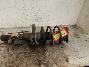 Gebruikte Veerpoot rechts-voor Ford C-Max (DXA) 1.6 TDCi 16V Prijs € 50,00 Margeregeling aangeboden door Autodemontage de Zaag