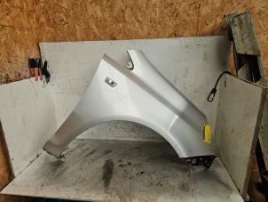 Gebruikte Scherm rechts-voor Opel Corsa D 1.3 CDTi 16V ecoFLEX Prijs € 70,00 Margeregeling aangeboden door Autodemontage de Zaag