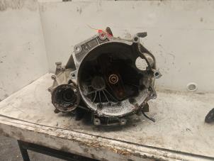Gebruikte Versnellingsbak Volkswagen Golf V (1K1) 1.4 FSI 16V Prijs € 200,00 Margeregeling aangeboden door Autodemontage de Zaag