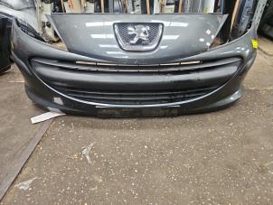 Gebruikte Voorbumper Peugeot 207 SW (WE/WU) 1.4 16V Vti Prijs € 150,00 Margeregeling aangeboden door Autodemontage de Zaag