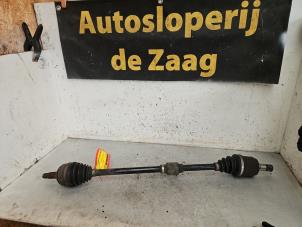 Gebruikte Steekas rechts-voor Honda Civic (FK/FN) 1.4 i-Dsi Prijs € 35,00 Margeregeling aangeboden door Autodemontage de Zaag