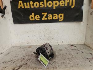 Gebruikte Dynamo Volkswagen Golf V (1K1) 1.4 FSI 16V Prijs € 30,00 Margeregeling aangeboden door Autodemontage de Zaag