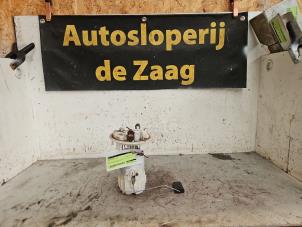 Gebruikte Benzinepomp Peugeot 208 I (CA/CC/CK/CL) 1.2 Vti 12V PureTech 82 Prijs € 50,00 Margeregeling aangeboden door Autodemontage de Zaag