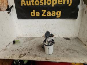 Gebruikte Benzinepomp Volkswagen Golf VI (5K1) 1.4 16V Prijs € 40,00 Margeregeling aangeboden door Autodemontage de Zaag