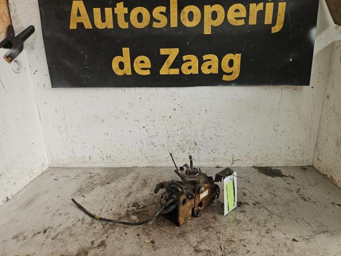 Gebruikte Vacuumpomp (Benzine) Nissan Note (E12) 1.2 DIG-S 98 Prijs € 50,00 Margeregeling aangeboden door Autodemontage de Zaag