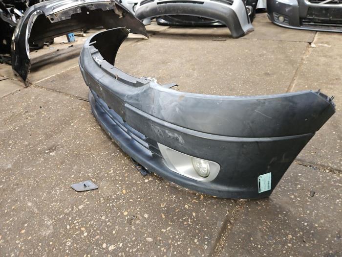 Voorbumper van een Citroën C3 (FC/FL/FT) 1.6 16V 2004