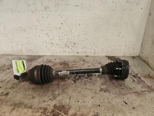 Gebruikte Steekas links-voor Volkswagen Golf VI (5K1) 1.4 TSI 160 16V Prijs € 50,00 Margeregeling aangeboden door Autodemontage de Zaag