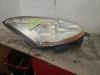 Citroën C4 Grand Picasso (UA) 1.8 16V Koplamp rechts