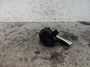 Gebruikte Gasklephuis Ford Fiesta 6 (JA8) 1.5 TDCi Prijs € 40,00 Margeregeling aangeboden door Autodemontage de Zaag