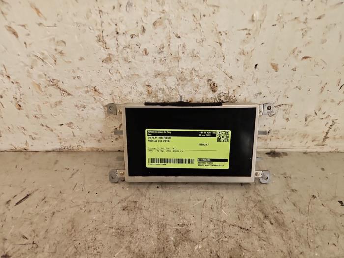 Gebruikte Display Interieur Audi A5 (8T3) 1.8 TFSI 16V Prijs € 30,00 Margeregeling aangeboden door Autodemontage de Zaag