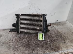 Gebruikte Intercooler Renault Clio IV Estate/Grandtour (7R) 0.9 Energy TCE 12V Prijs € 70,00 Margeregeling aangeboden door Autodemontage de Zaag