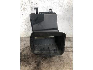 Gebruikte Intercooler Buis Renault Clio IV Estate/Grandtour (7R) 0.9 Energy TCE 12V Prijs € 45,00 Margeregeling aangeboden door Autodemontage de Zaag