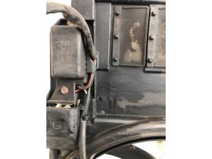Gebruikte Fan Radiateur BMW Mini One/Cooper (R50) 1.6 16V One Prijs € 40,00 Margeregeling aangeboden door Autodemontage de Zaag