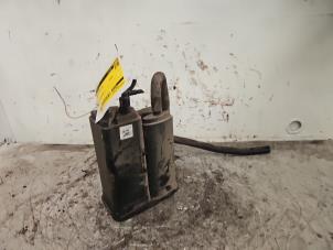 Gebruikte Koolstoffilter Renault Captur II (RJB) 1.0 TCe 12V Prijs € 50,00 Margeregeling aangeboden door Autodemontage de Zaag