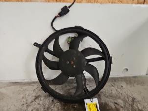 Gebruikte Radiateurfan Mini Coupe (R58) 2.0 Cooper SD 16V Prijs € 40,00 Margeregeling aangeboden door Autodemontage de Zaag