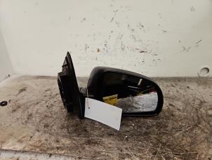 Gebruikte Spiegel Buiten rechts Hyundai i20 1.4i 16V Prijs € 35,00 Margeregeling aangeboden door Autodemontage de Zaag