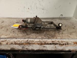 Gebruikte Ruitenwismotor + Mechaniek Opel Corsa D 1.4 16V Twinport Prijs € 40,00 Margeregeling aangeboden door Autodemontage de Zaag