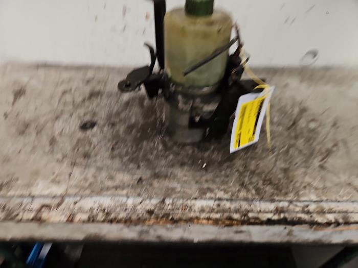 Gebruikte Pomp Servo Skoda Fabia II Combi 1.4i 16V Prijs € 100,00 Margeregeling aangeboden door Autodemontage de Zaag