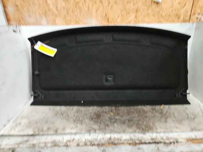 Hoedenplank van een Volkswagen Golf V (1K1) 2.0 FSI 16V 2004