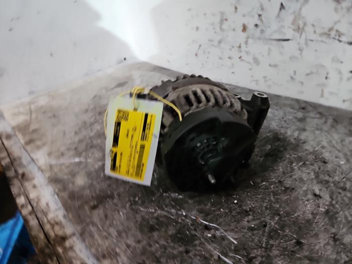 Dynamo van een Alfa Romeo 159 (939AX) 1.9 JTS 16V 2006
