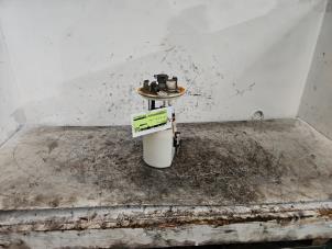 Gebruikte Benzinepomp Hyundai i10 (F5) 1.1i 12V Prijs € 35,00 Margeregeling aangeboden door Autodemontage de Zaag