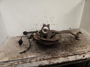 Gebruikte Asschenkel rechts-voor BMW 1 serie (F20) 118d 2.0 16V Prijs € 50,00 Margeregeling aangeboden door Autodemontage de Zaag