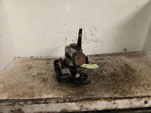 Gebruikte Stuurbekrachtiging Pomp Peugeot 308 SW (4E/H) 1.6 16V THP 150 Prijs € 70,00 Margeregeling aangeboden door Autodemontage de Zaag
